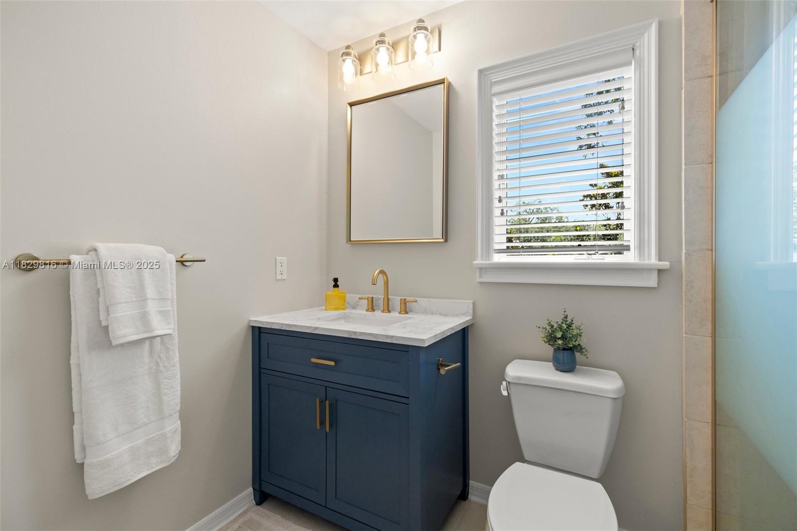 3003 W Villa Rosa Park
