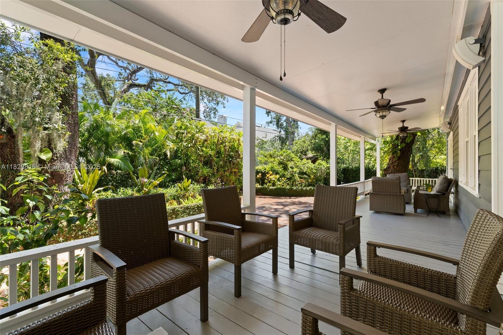 3003 W Villa Rosa Park