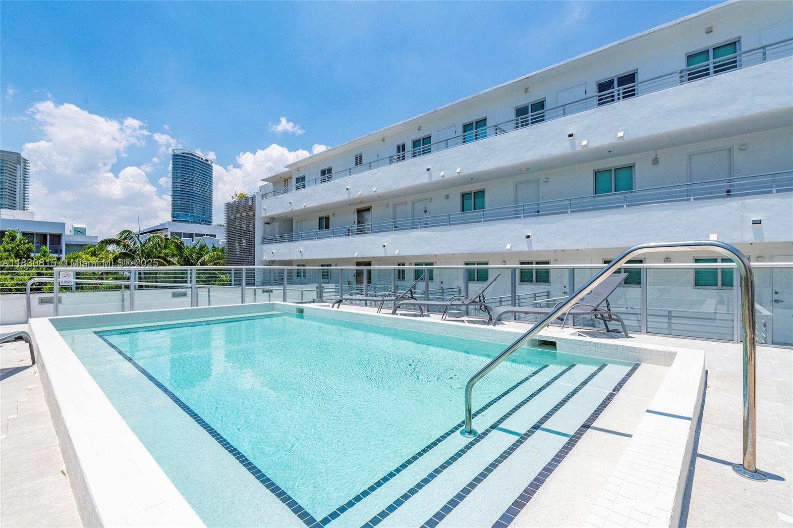 421 Meridian Ave # 11