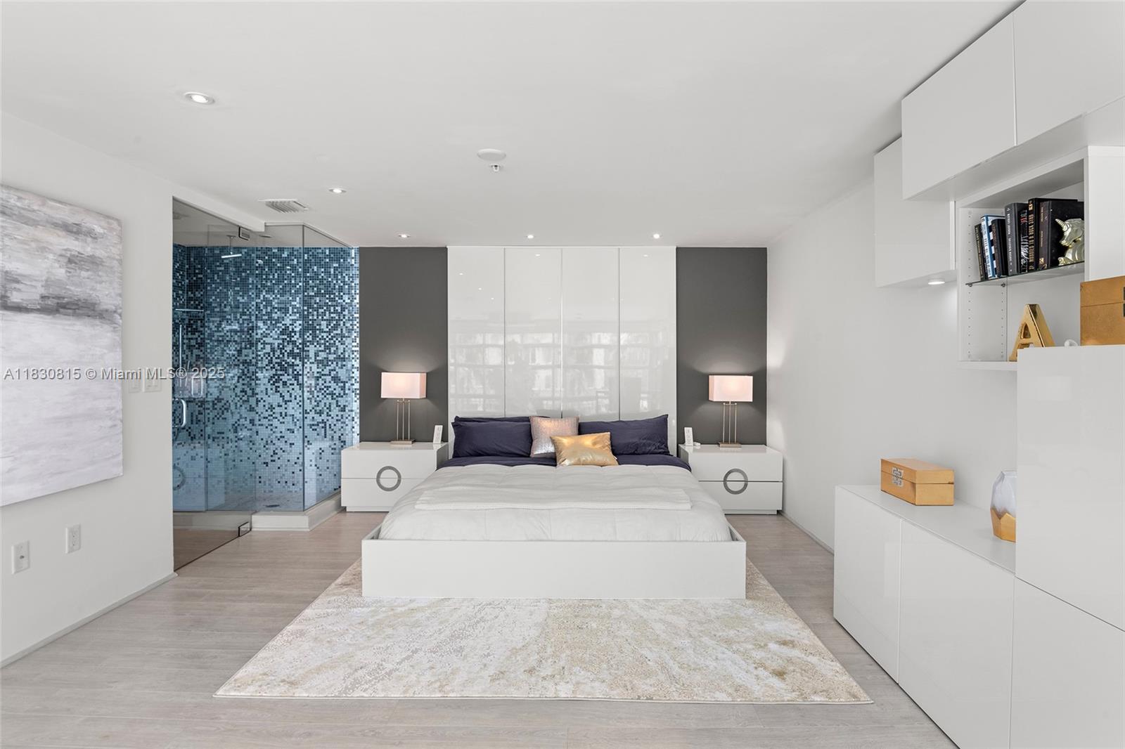 421 Meridian Ave # 11