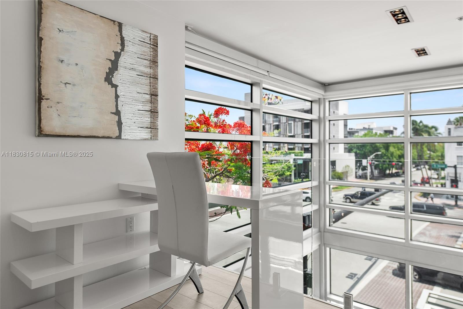 421 Meridian Ave # 11