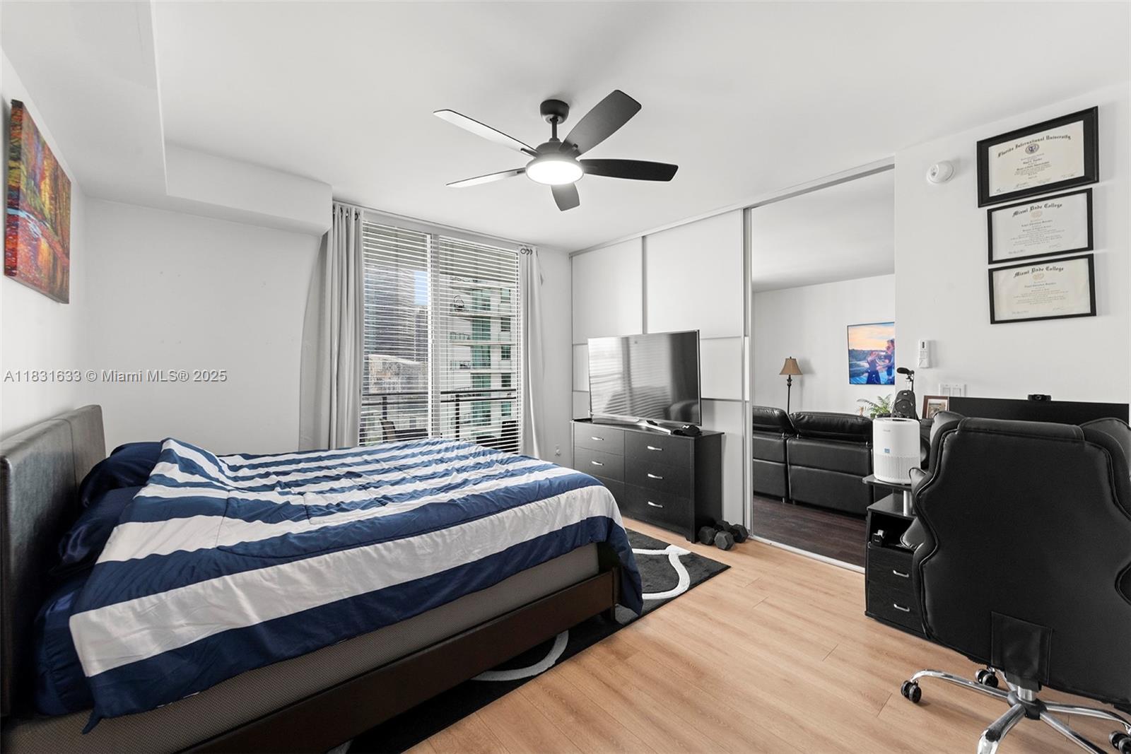 90 SW 3rd St # 2214