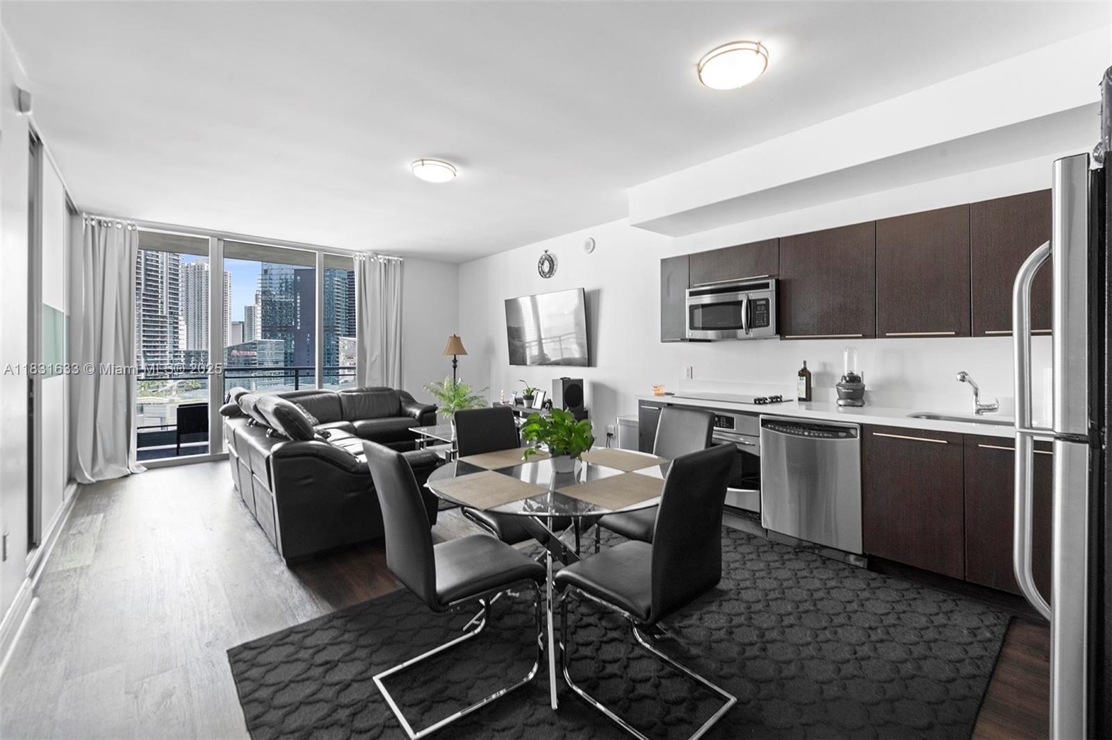 90 SW 3rd St # 2214