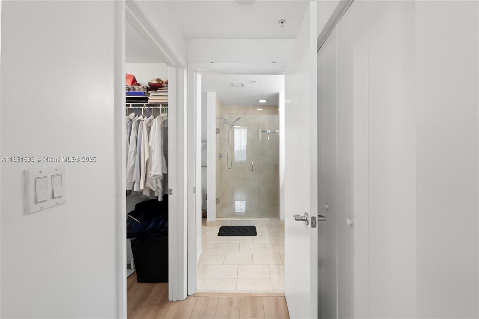 90 SW 3rd St # 2214