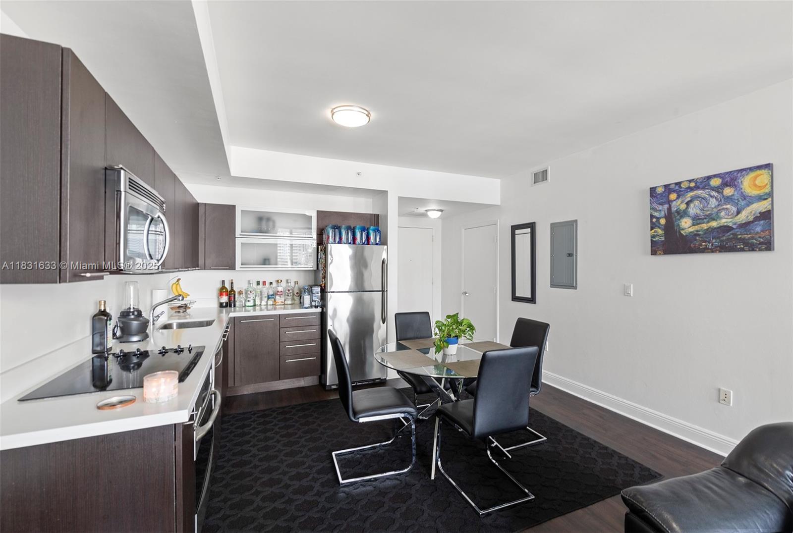 90 SW 3rd St # 2214
