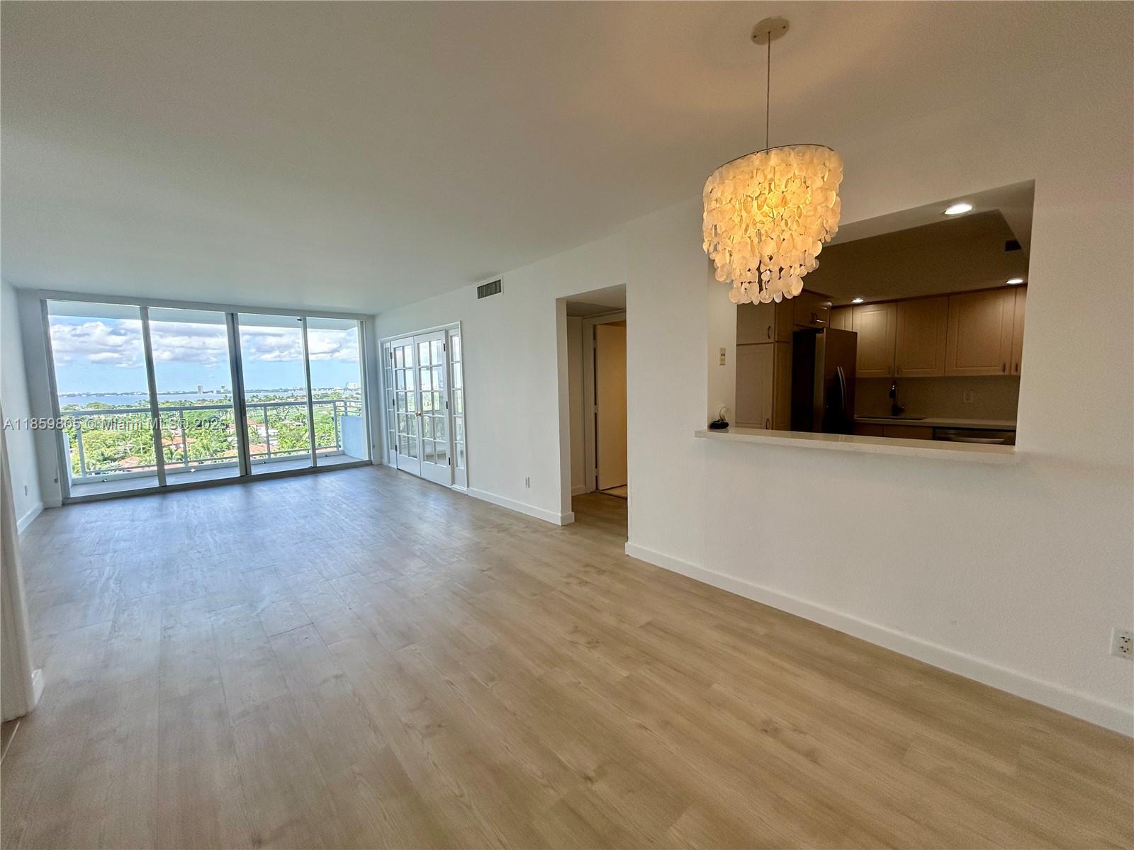 5600 Collins Ave # 12H