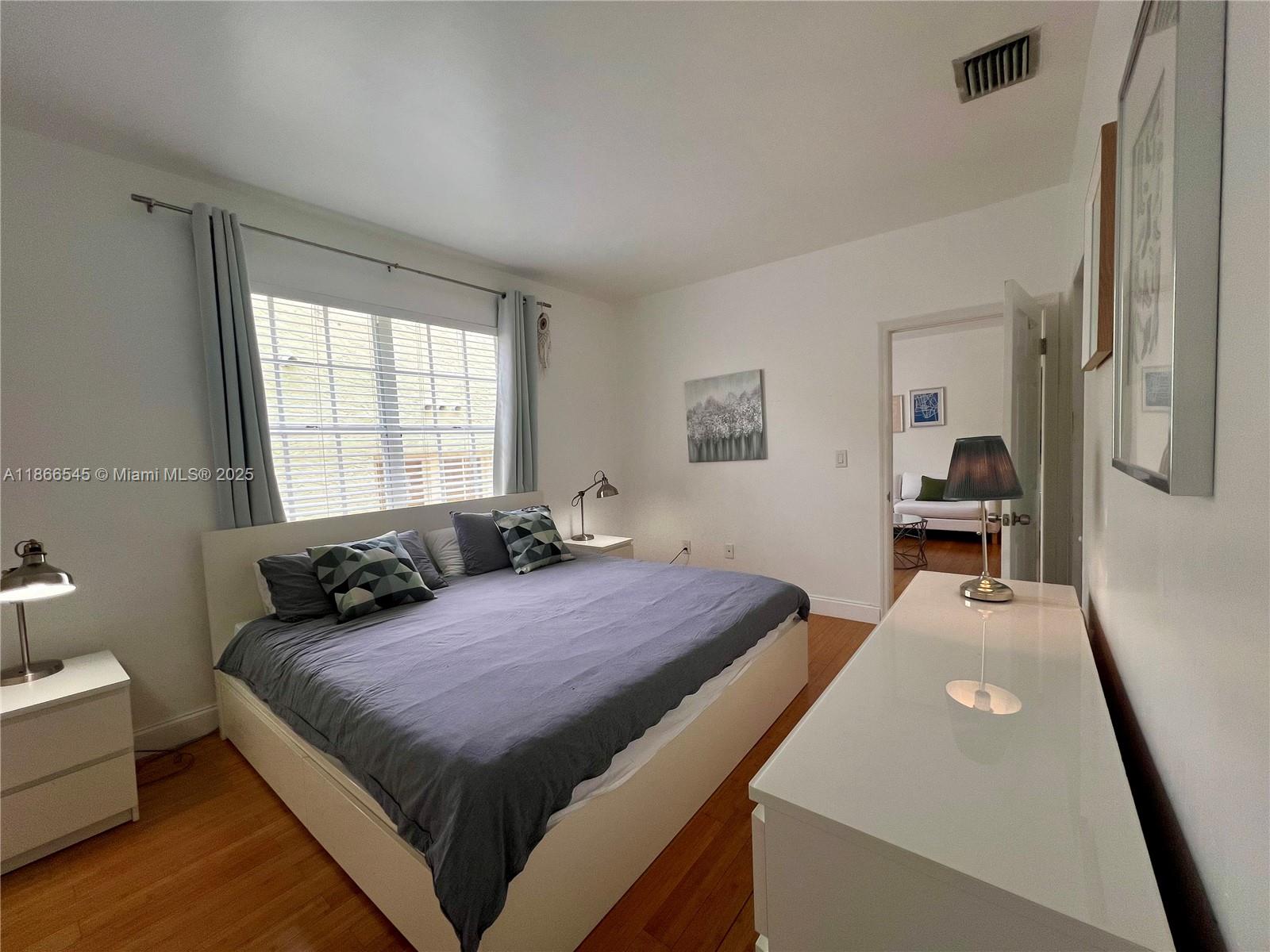 1051 Meridian Ave # 1E