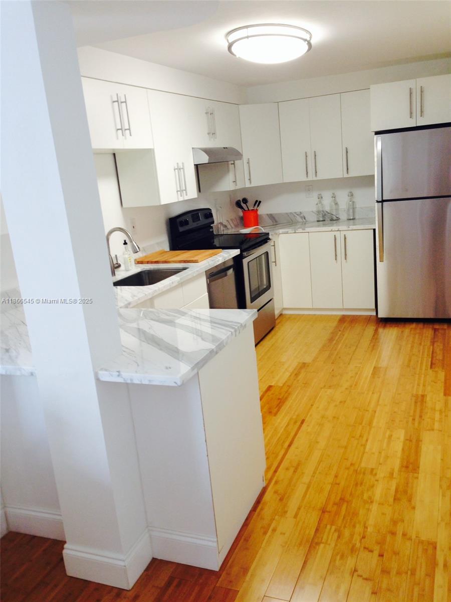 1051 Meridian Ave # 1E