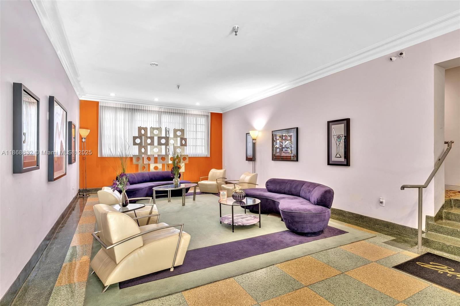 530 Ocean Dr # 307