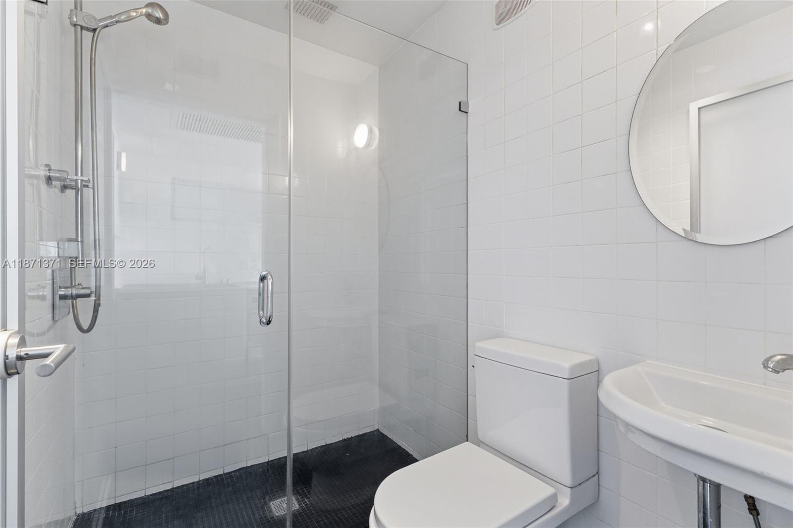 1601 West Ave # 210