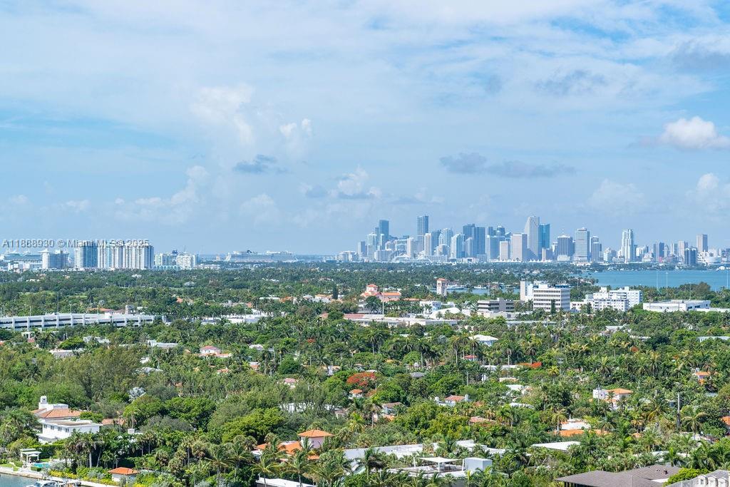 4779 Collins Ave # 2206