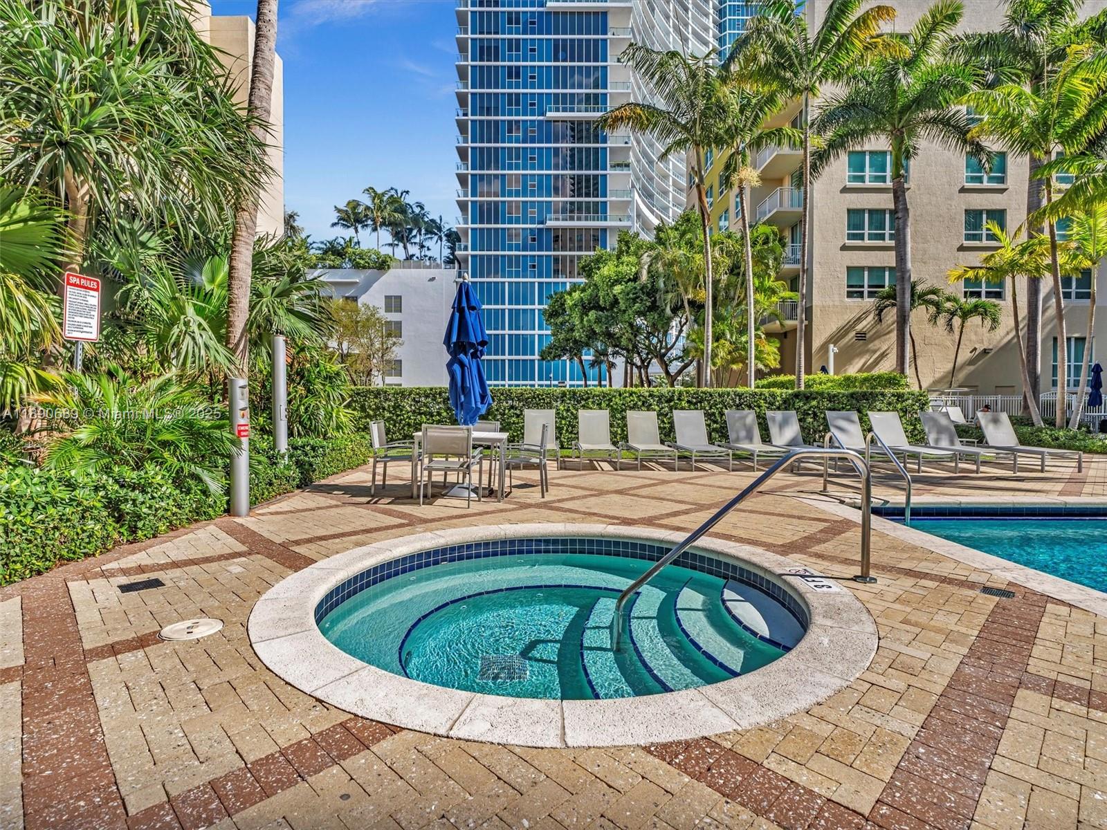 2000 N Bayshore Dr # 227