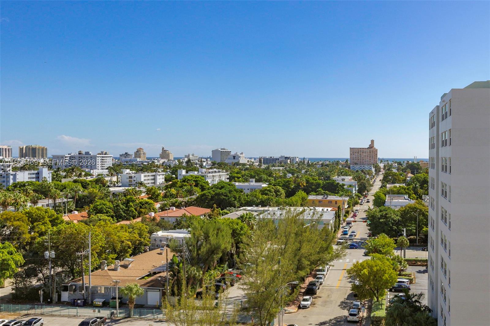 800 West Ave Unit: PH22