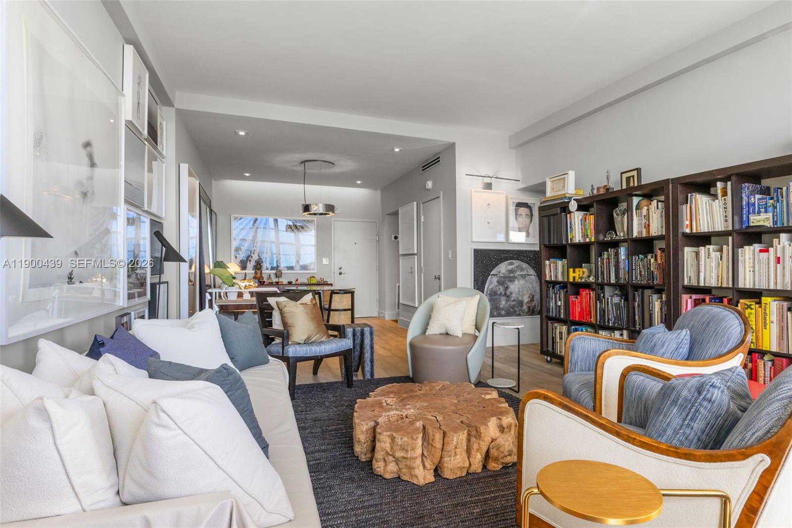 800 West Ave Unit: PH22