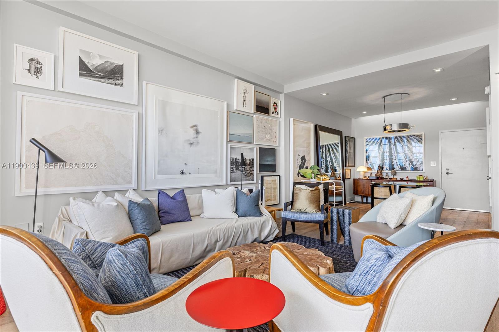 800 West Ave Unit: PH22