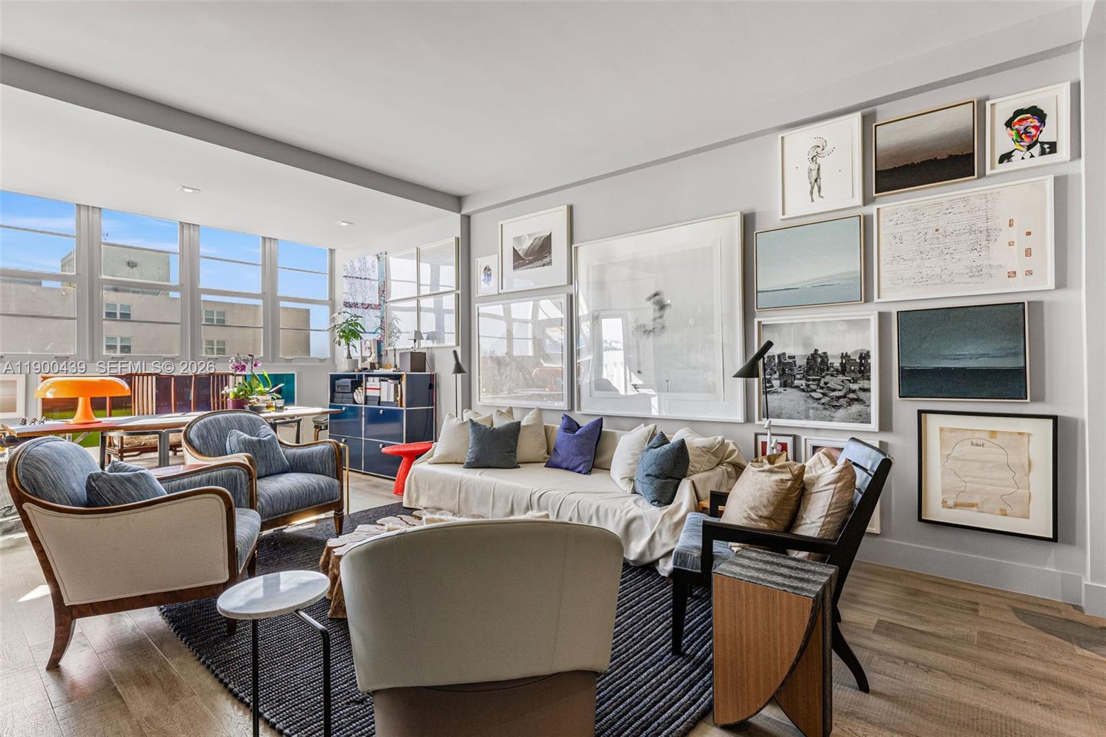 800 West Ave Unit: PH22