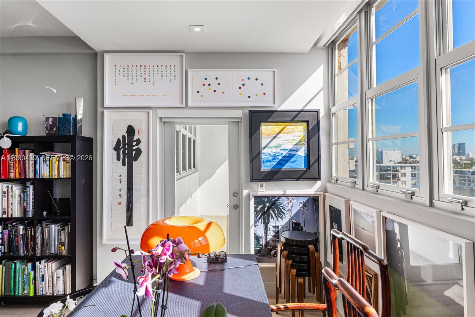 800 West Ave Unit: PH22