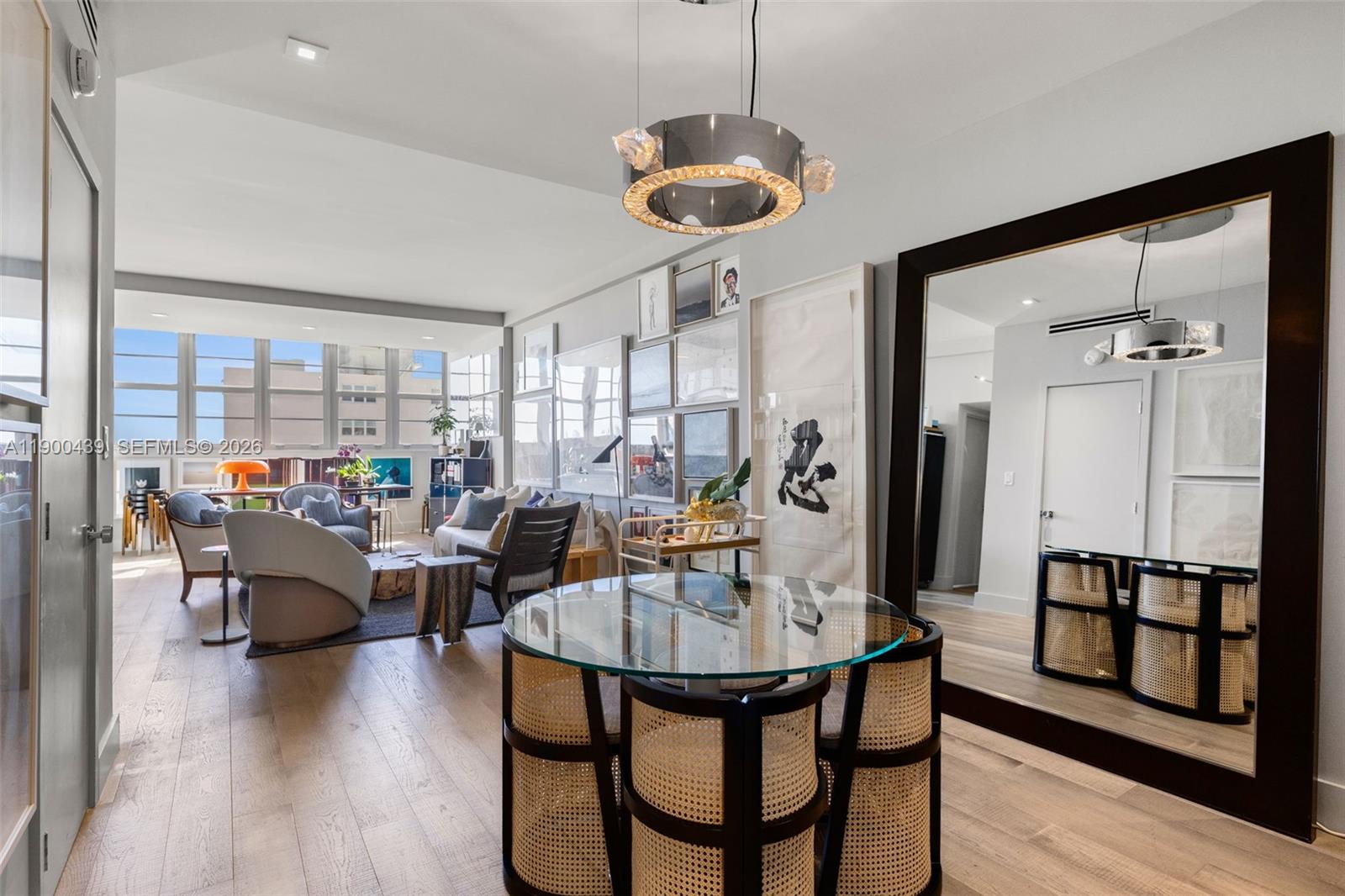 800 West Ave Unit: PH22