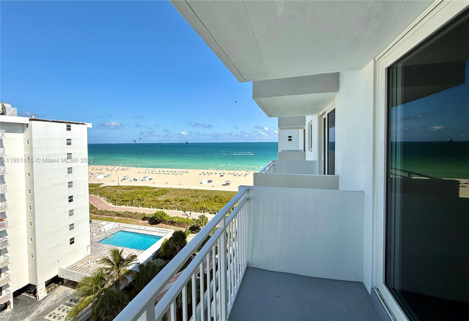 345 Ocean Dr # 1020