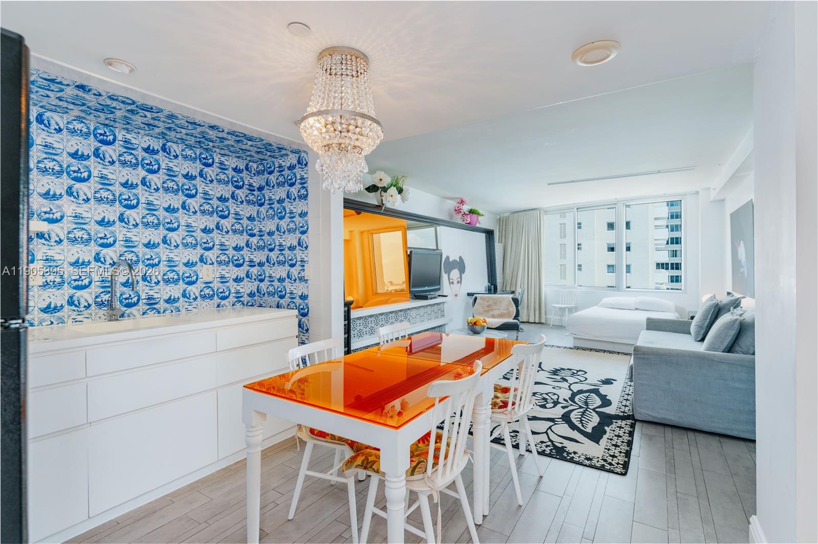 1100 West Ave # 1004