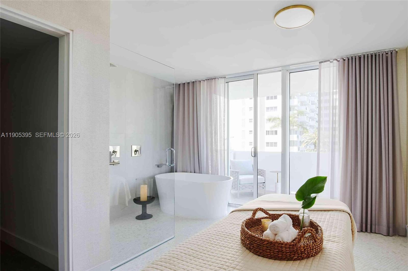 1100 West Ave # 1004