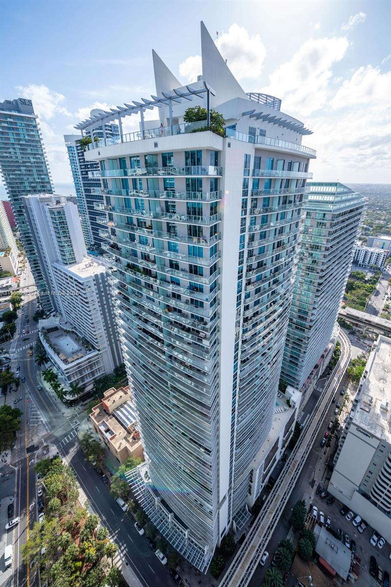 1100 S Miami Ave Unit: 2910