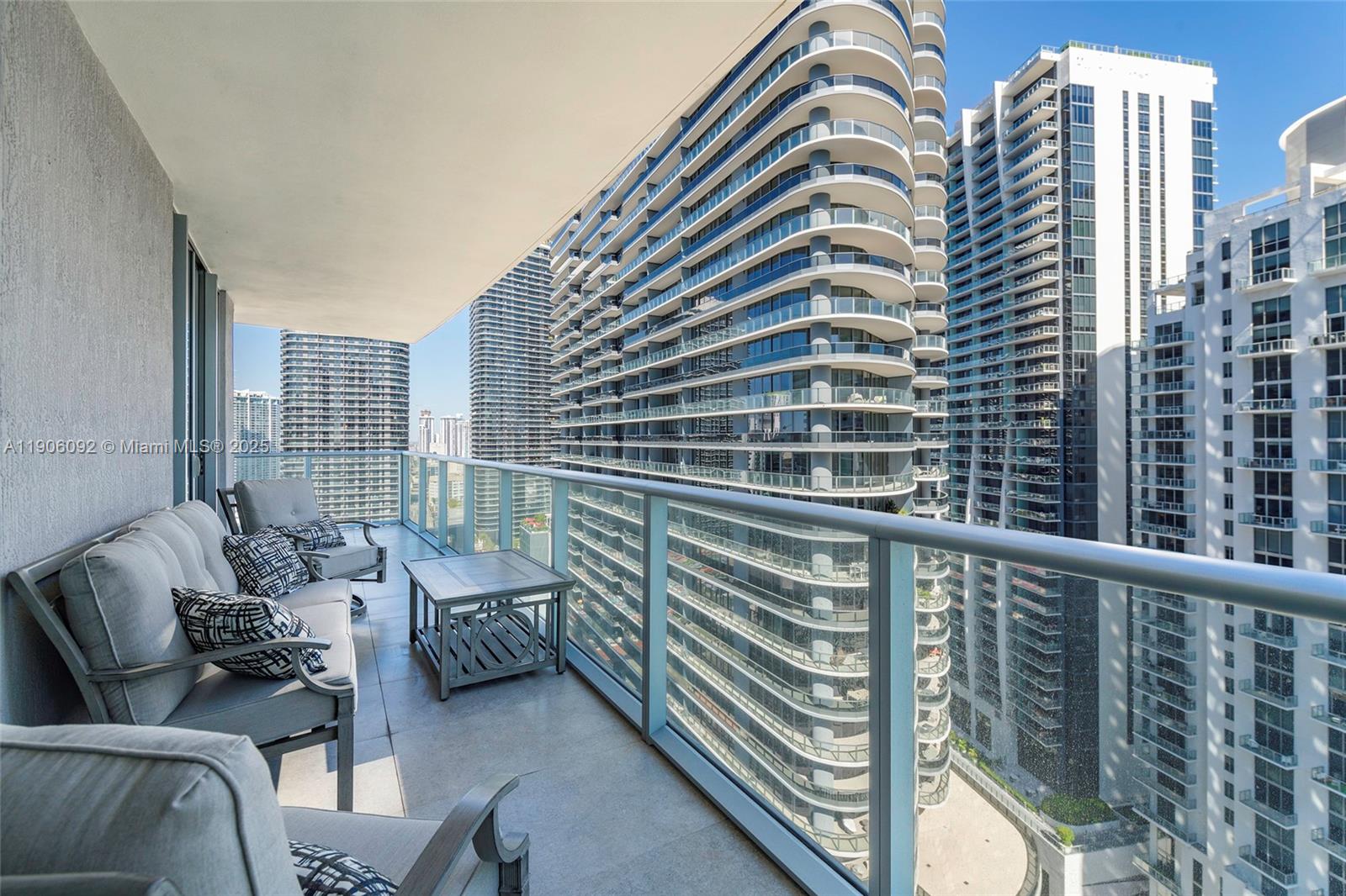 1100 S Miami Ave Unit: 2910