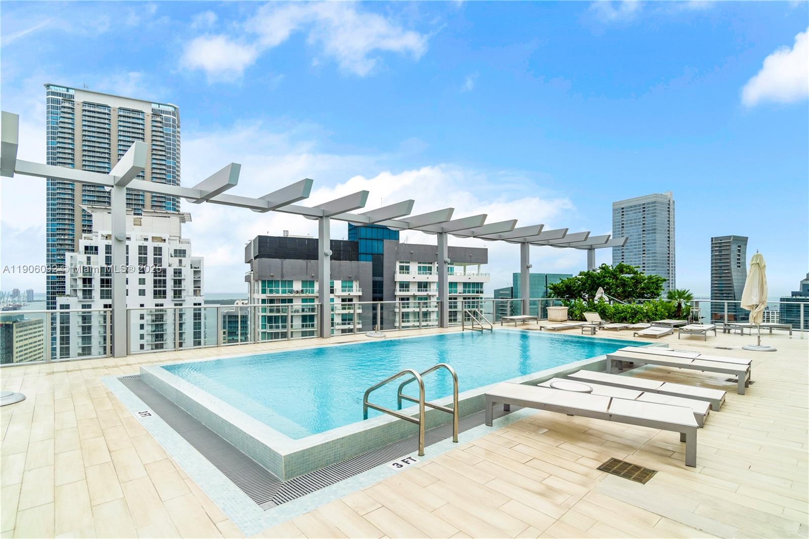 1100 S Miami Ave Unit: 2910