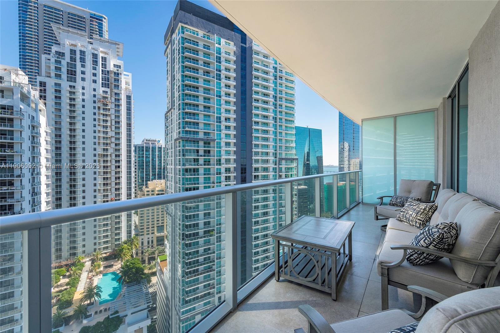 1100 S Miami Ave Unit: 2910