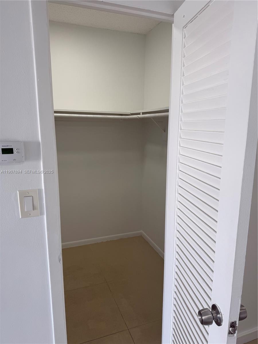 1455 N Treasure Dr # 3D