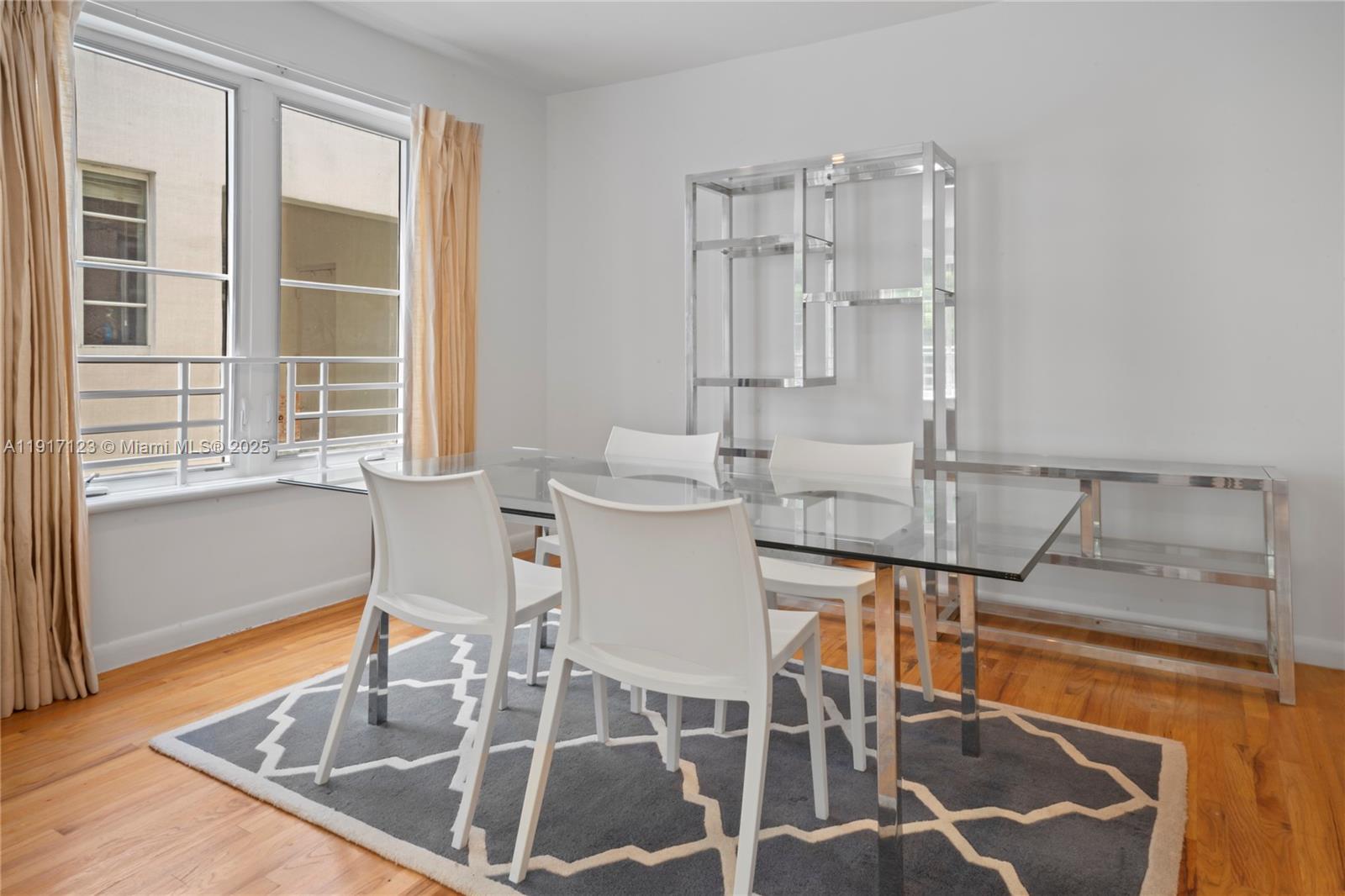1018 Meridian Ave # 5