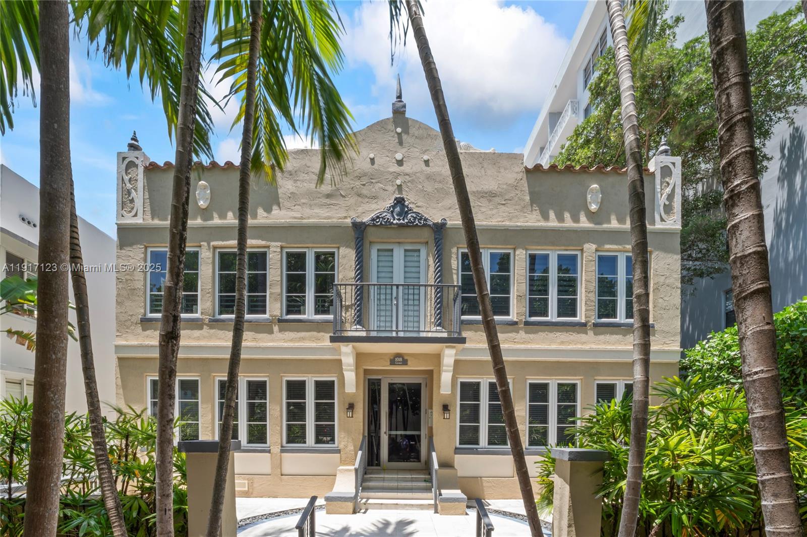 1018 Meridian Ave # 5