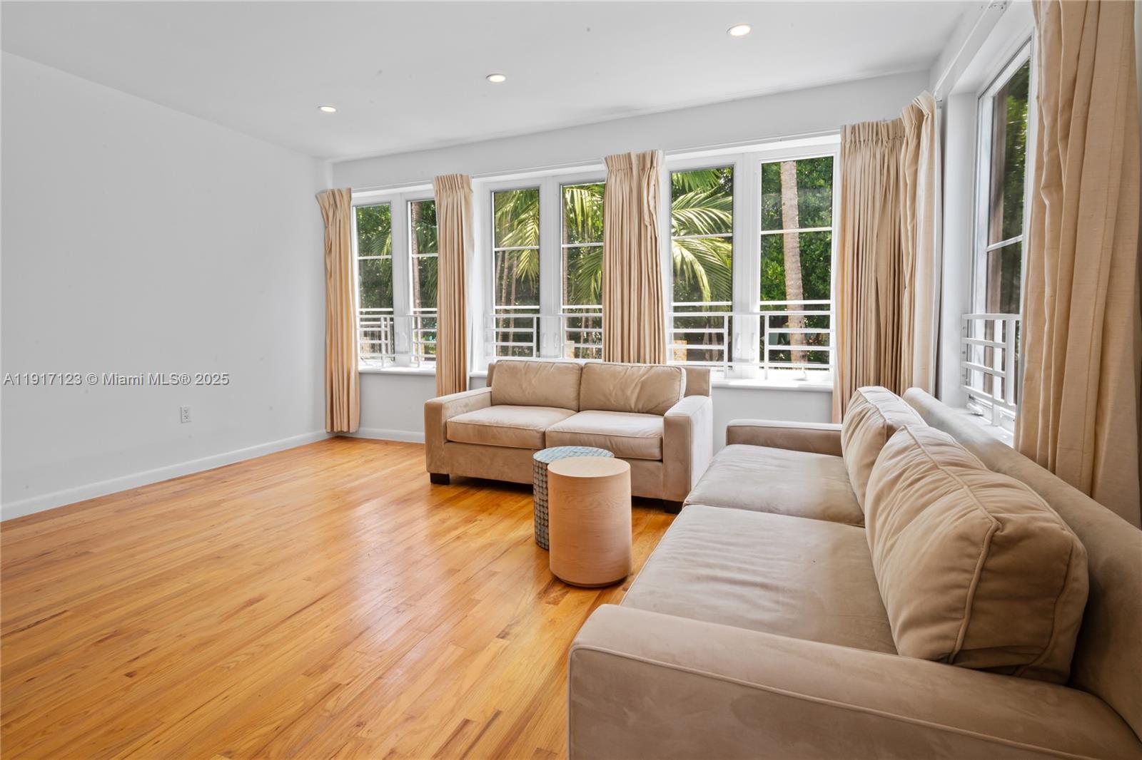 1018 Meridian Ave # 5