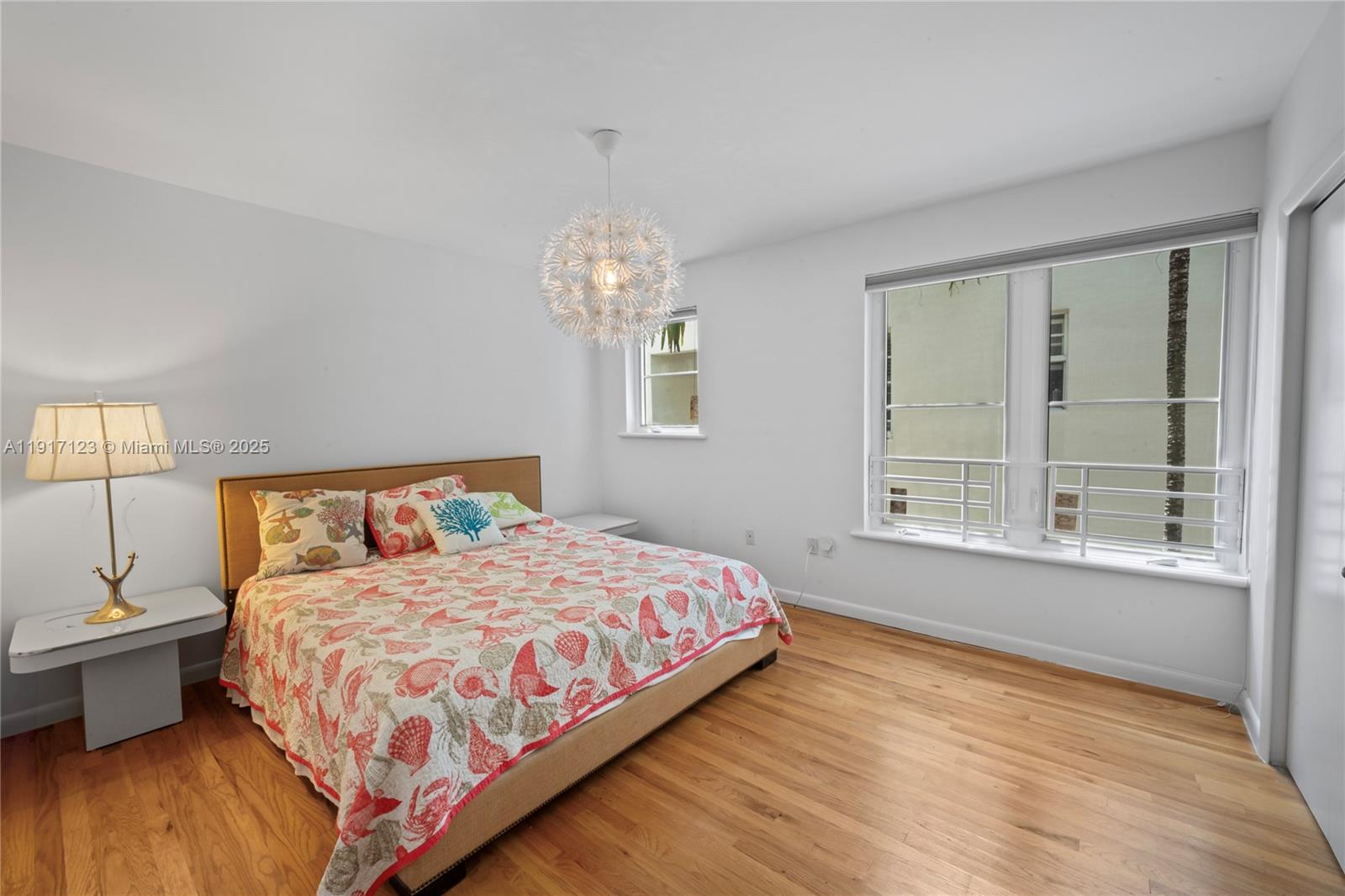 1018 Meridian Ave # 5