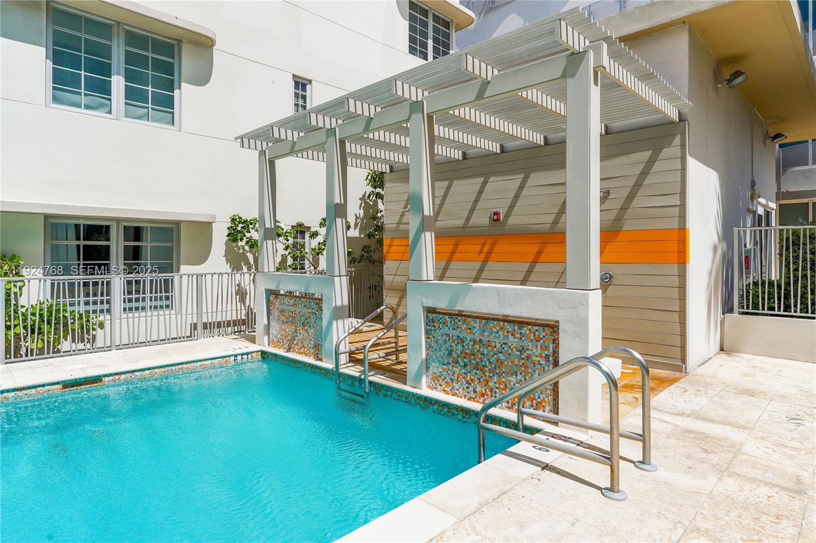 2100 Park Ave # 201