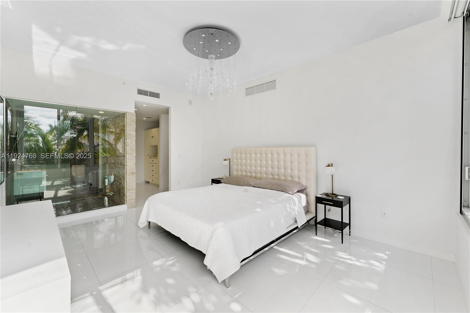 2100 Park Ave # 201