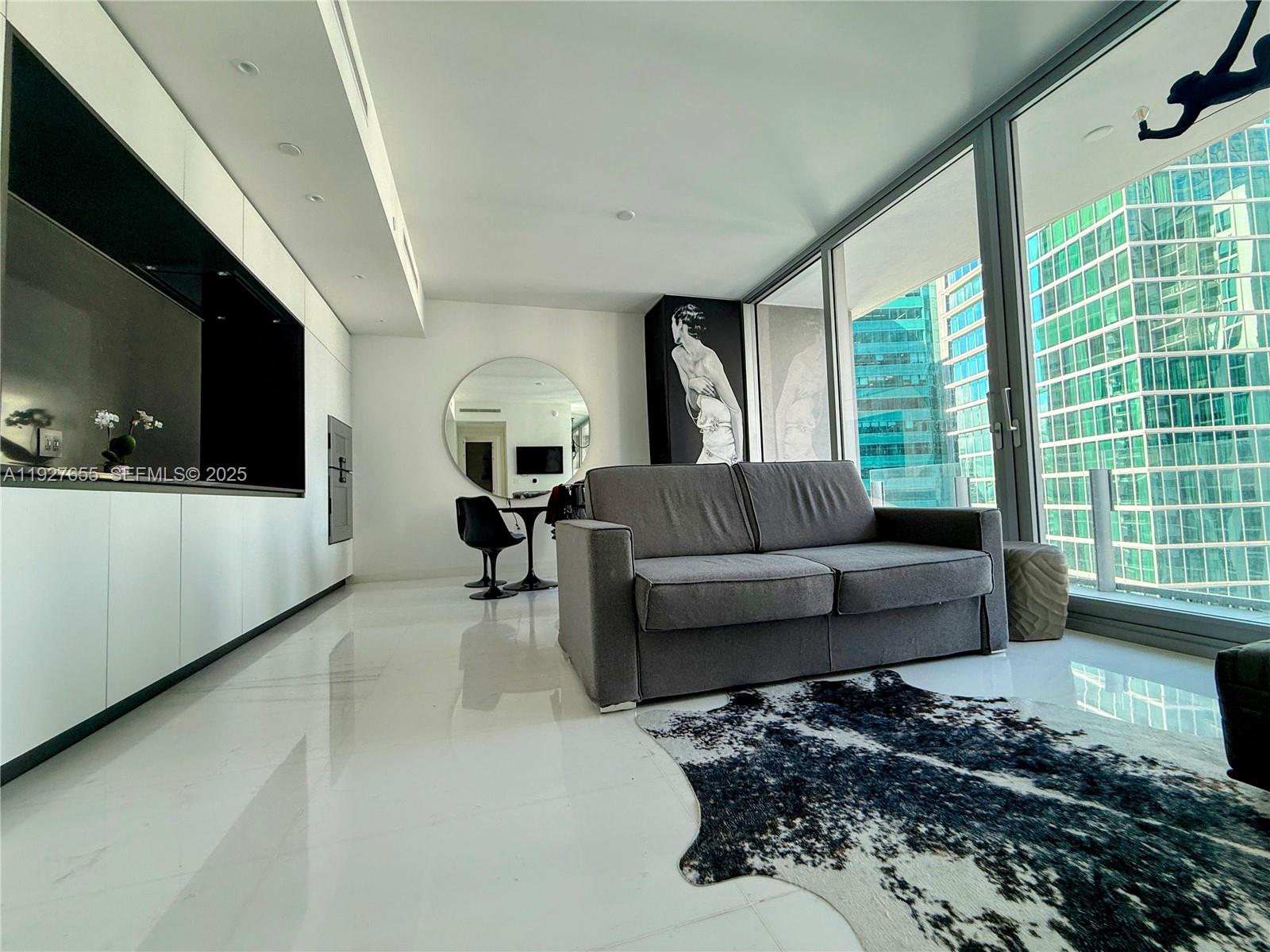 300 Biscayne Boulevard Way # 3308W