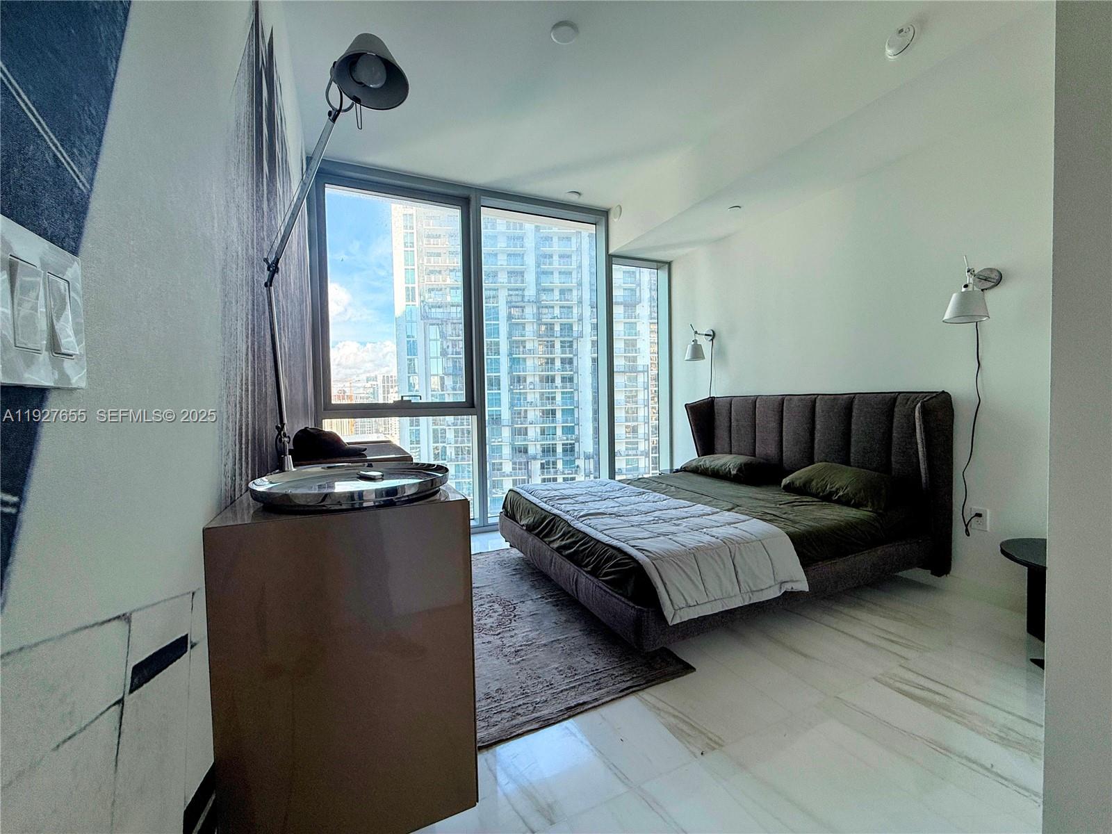 300 Biscayne Boulevard Way # 3308W
