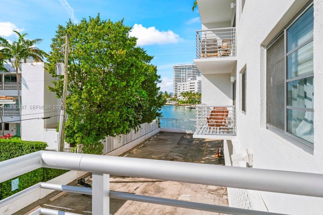 1450 Lincoln Rd # 307