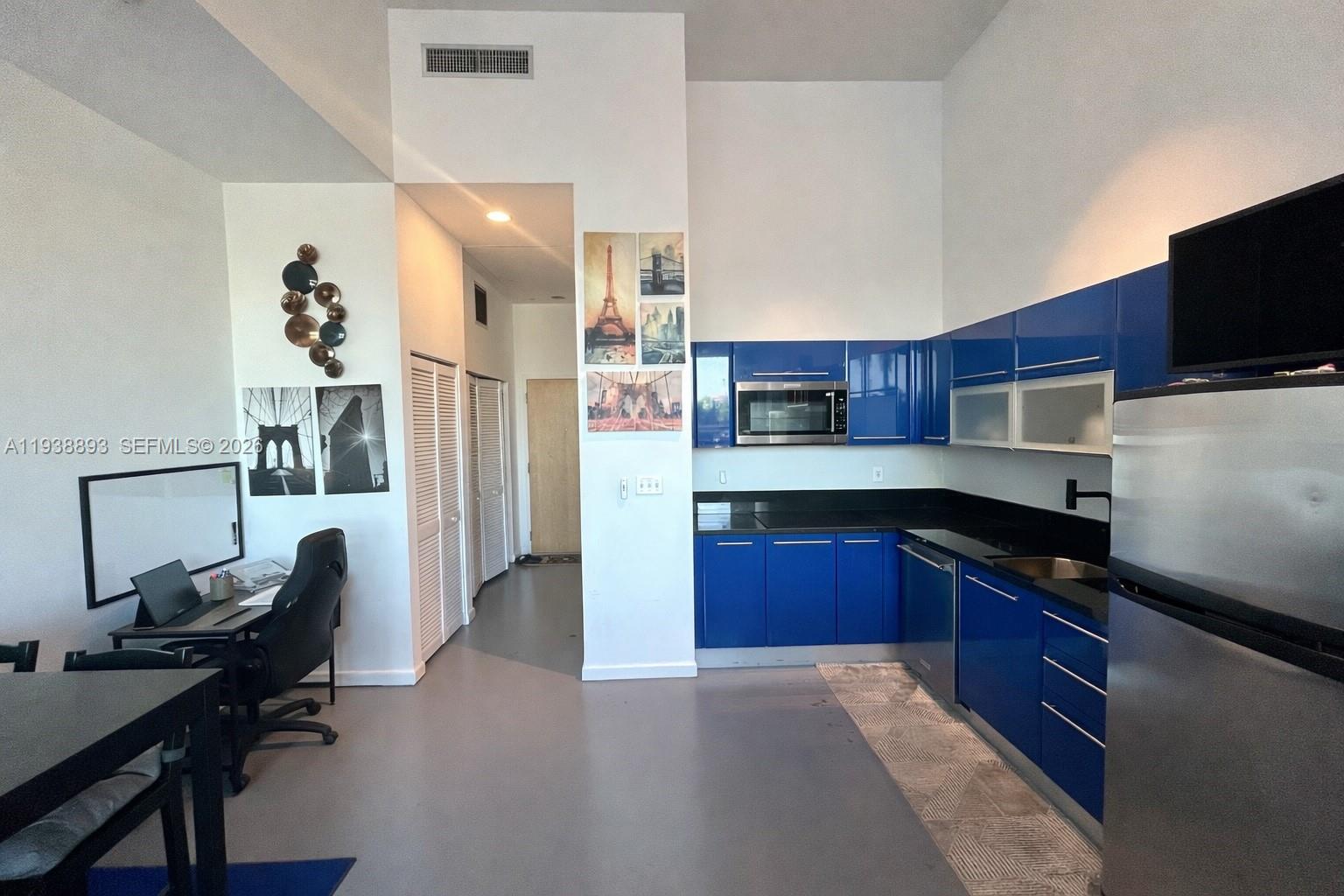 253 NE 2nd St # 333