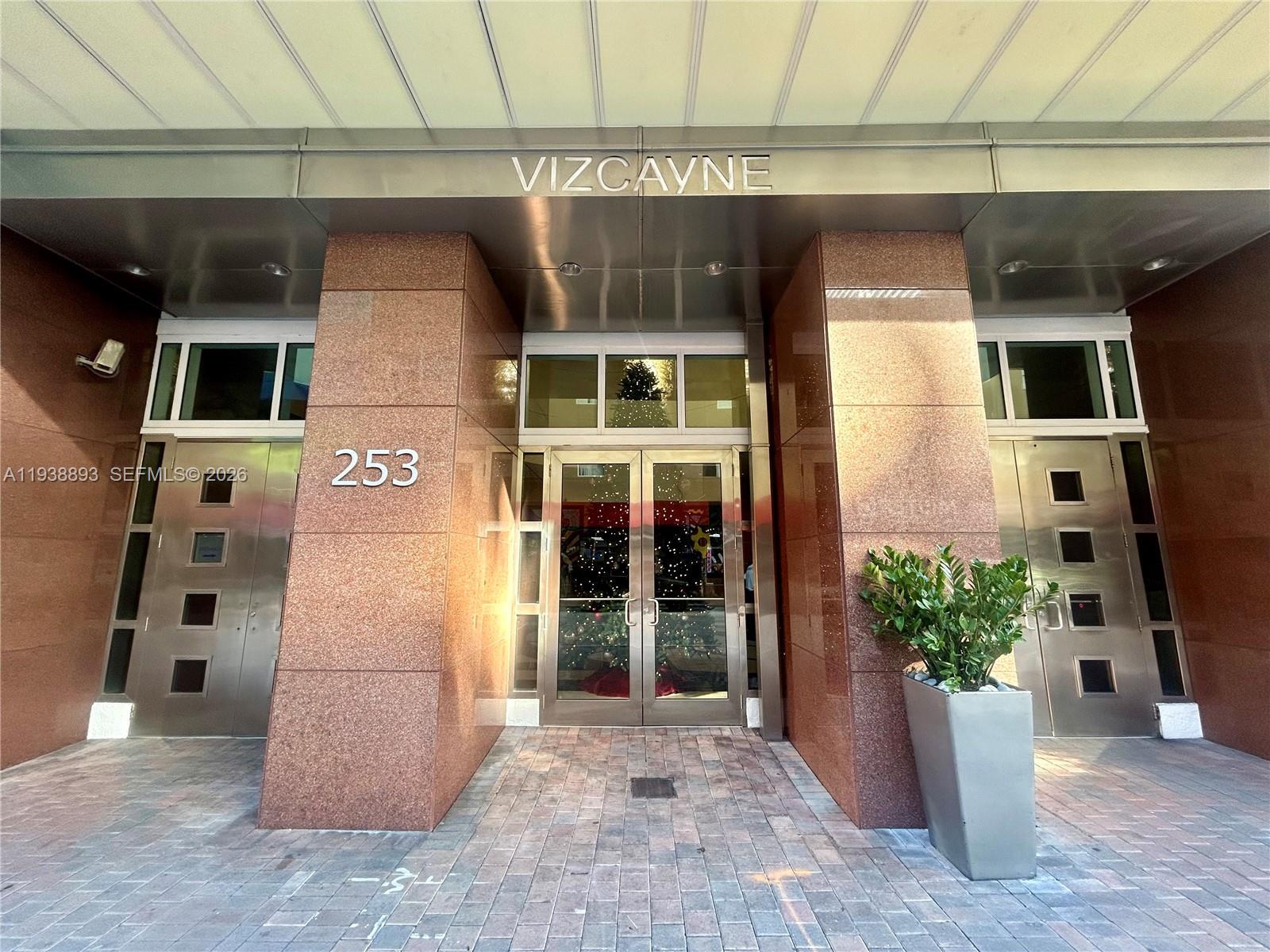 253 NE 2nd St # 333