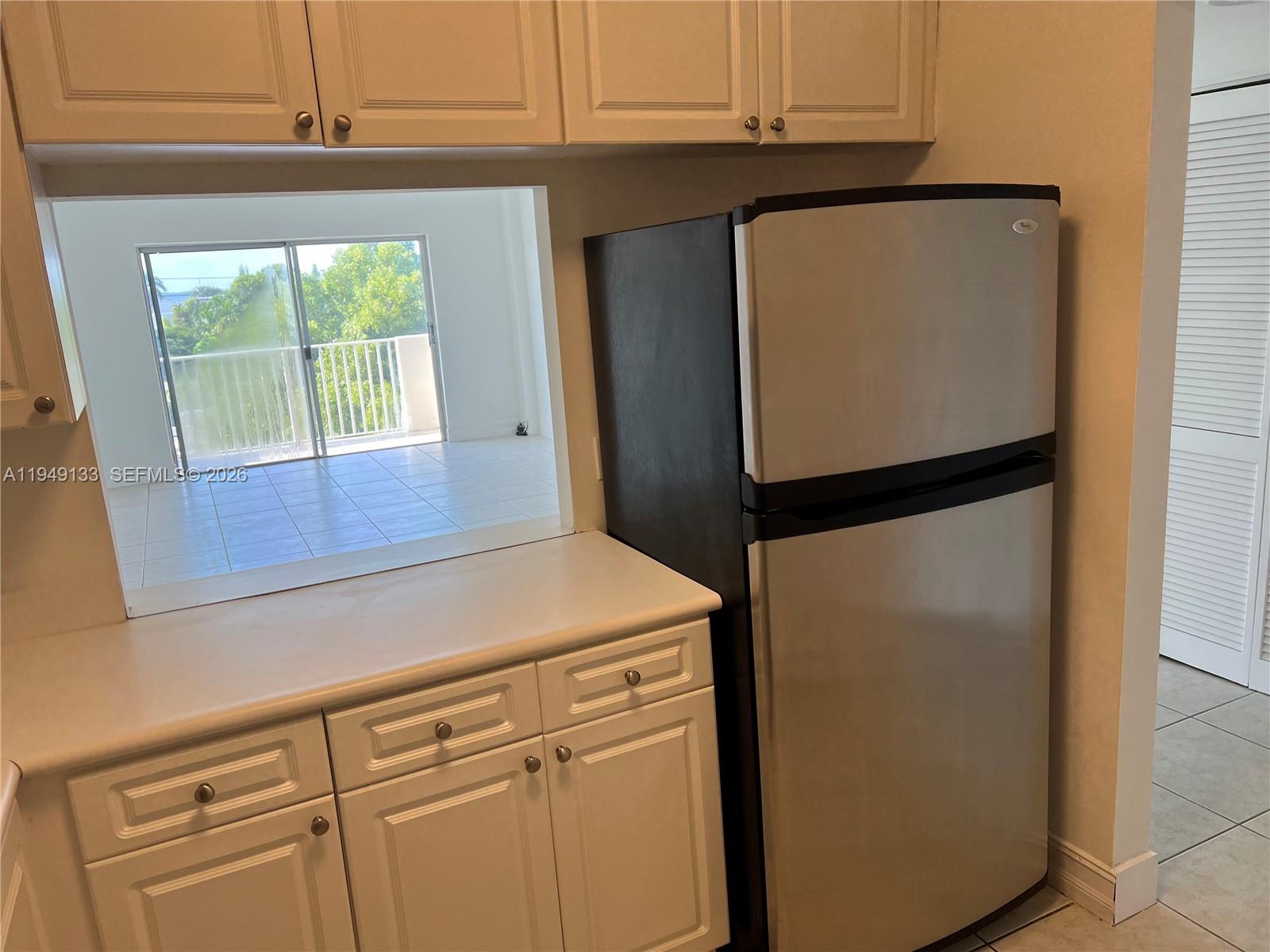 1455 N Treasure Dr # 4P