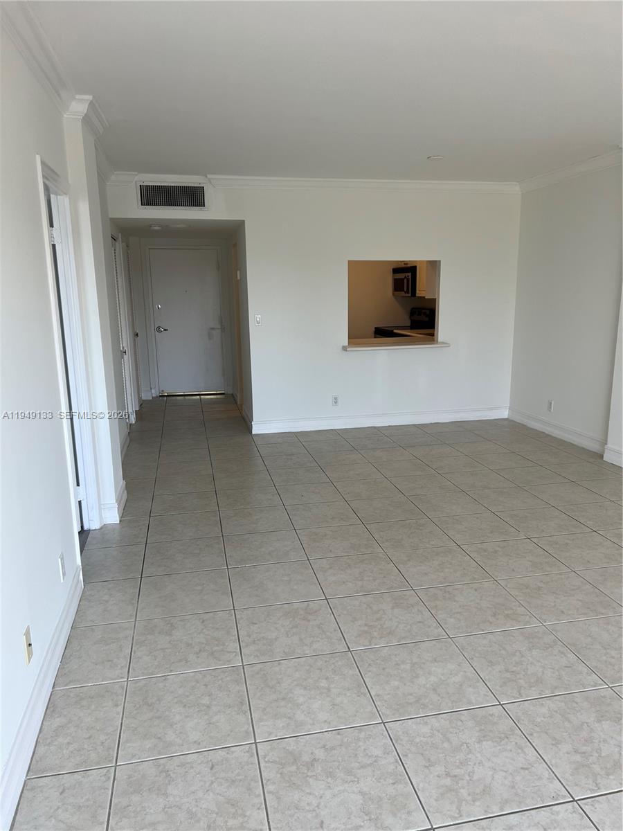 1455 N Treasure Dr # 4P