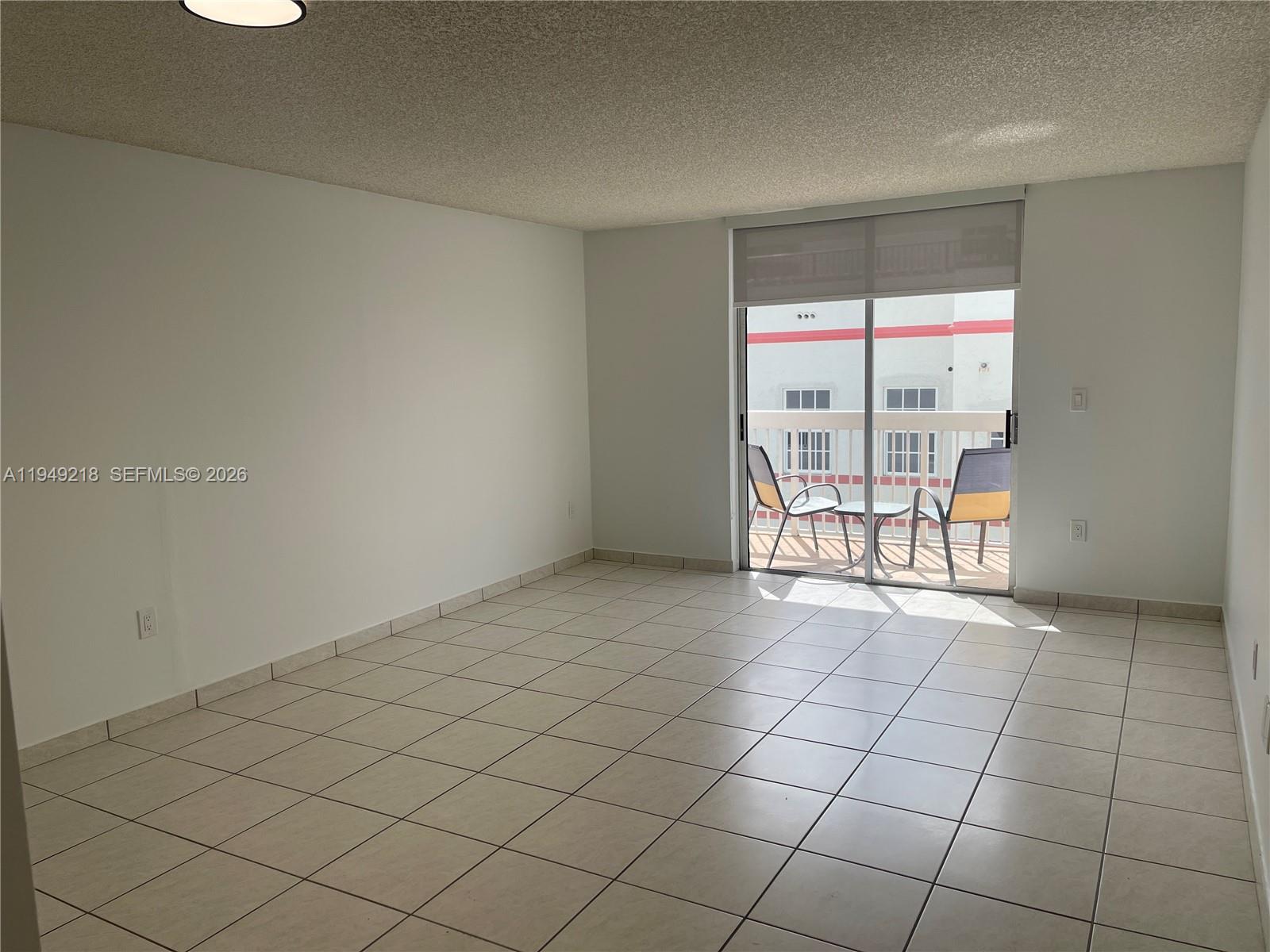 3588 Collins Ave # 404