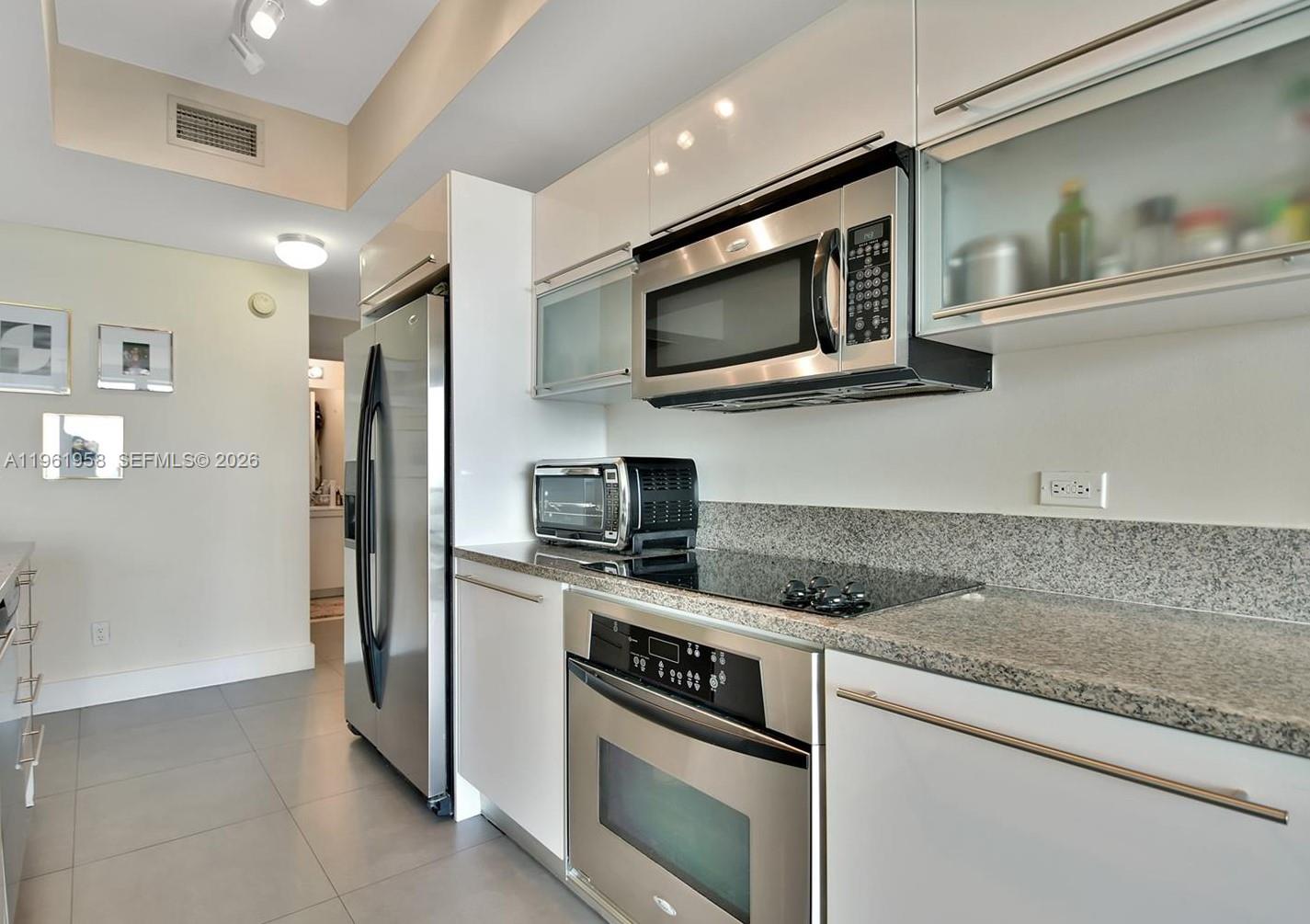 888 Biscayne Blvd # 1904