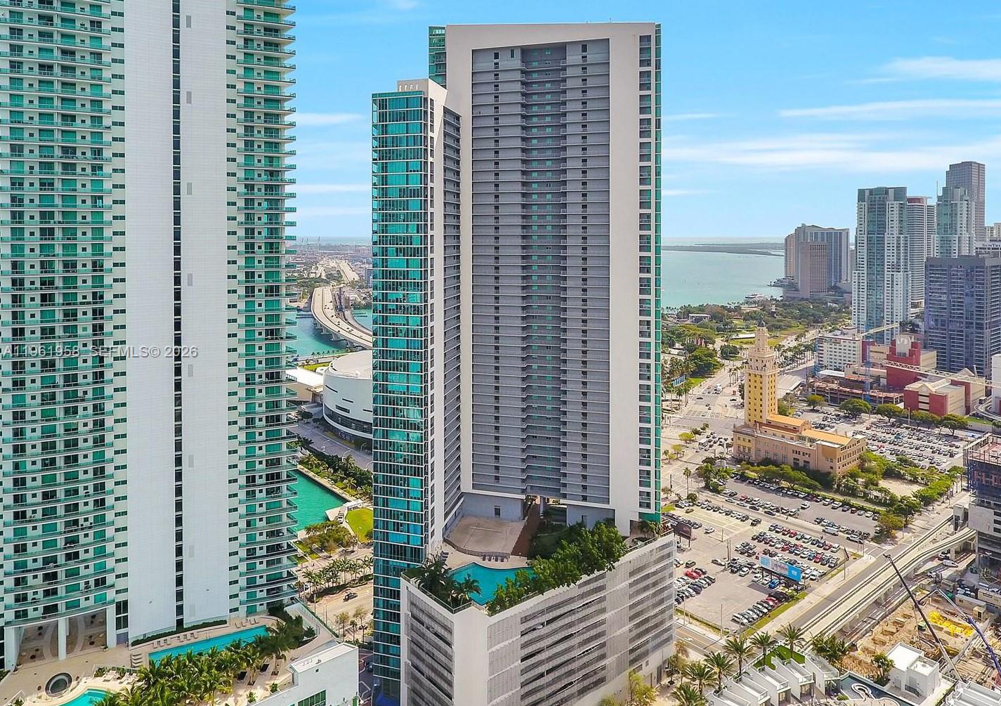 888 Biscayne Blvd # 1904