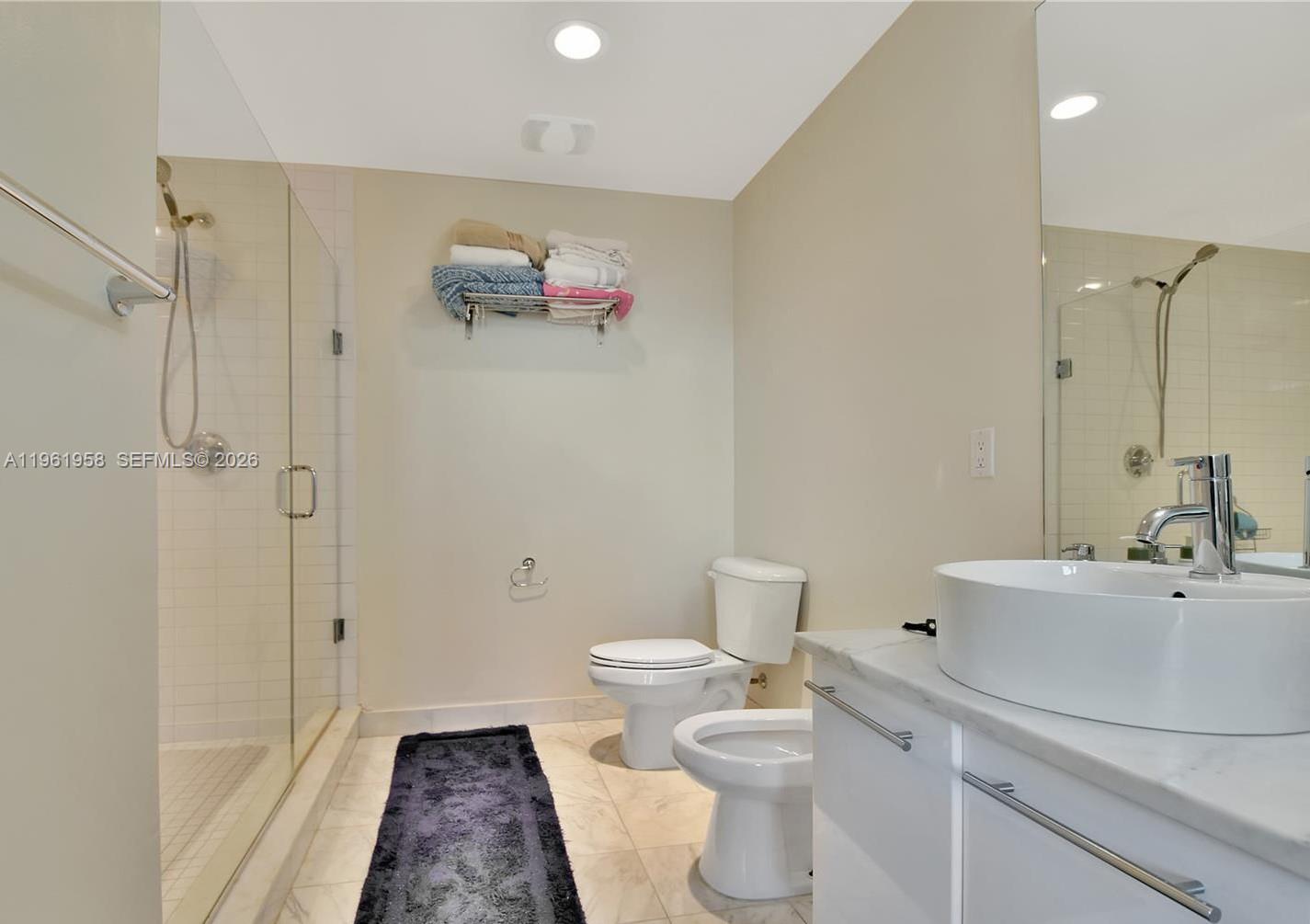 888 Biscayne Blvd # 1904