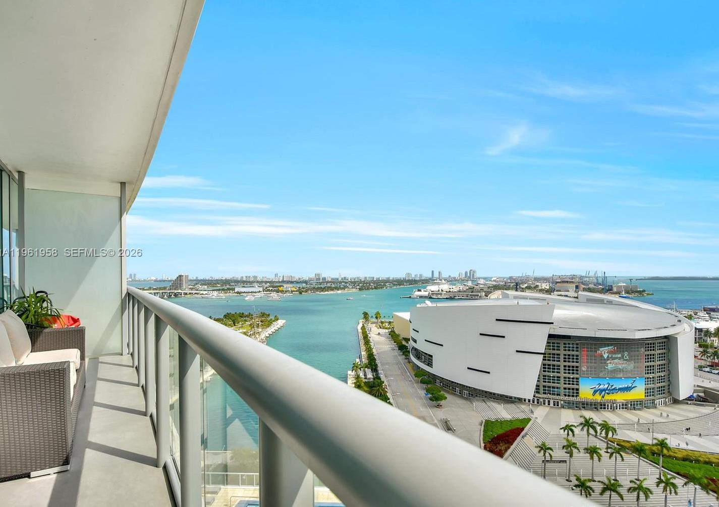 888 Biscayne Blvd # 1904