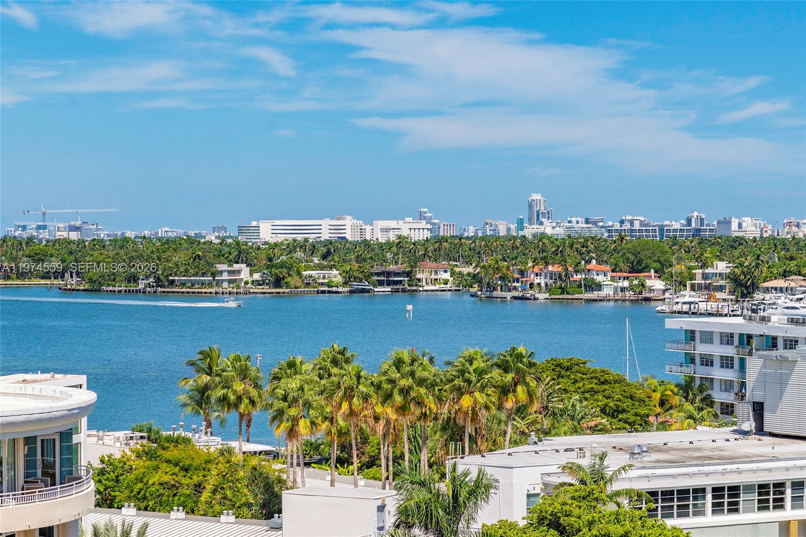 3 Island Ave # 09L