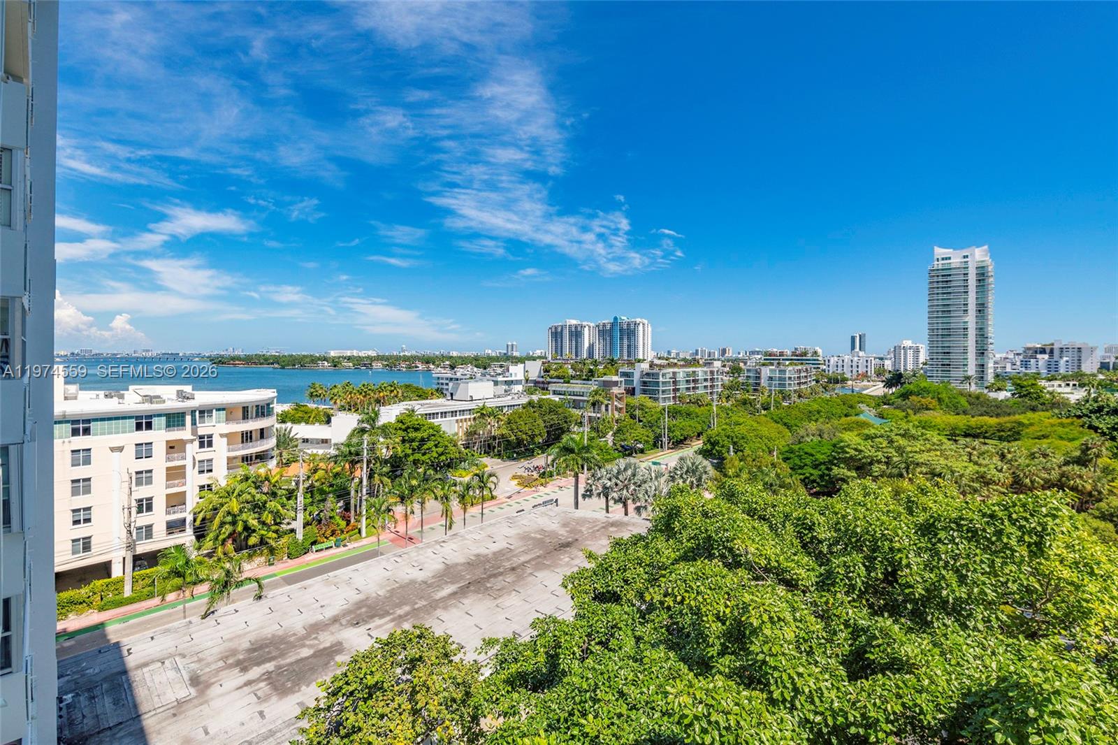 3 Island Ave # 09L